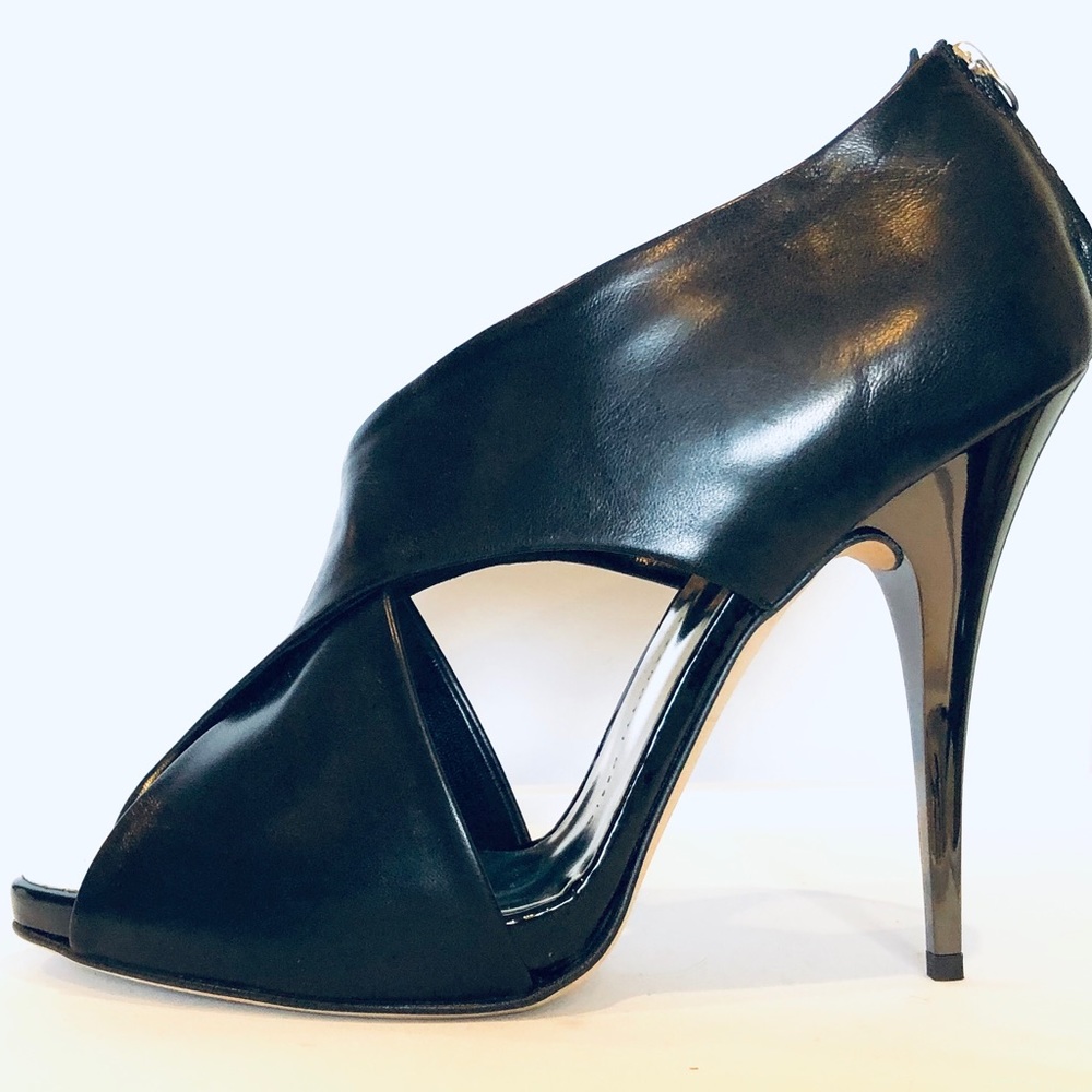 NWT - Giuseppe Zanotti - 100MM - 40